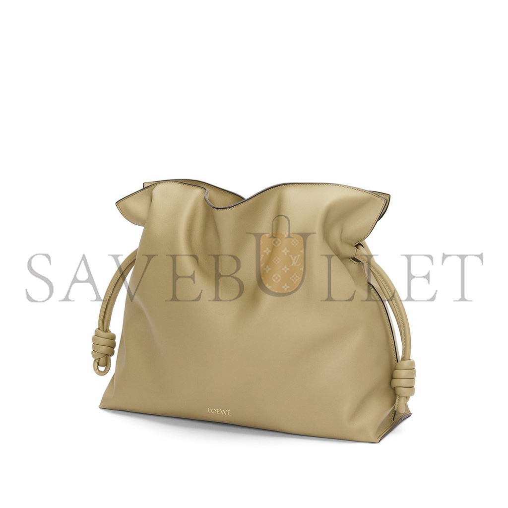 LOEWE LARGE FLAMENCO CLUTCH IN NAPPA CALFSKIN 0011034592 (38*29*14cm)